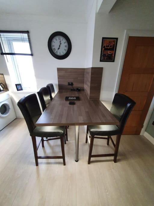 Fort William Lovely Flat Central Location Екстер'єр фото
